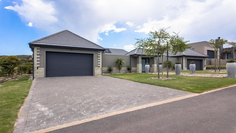 5 Bedroom Property for Sale in Num Num Cape Estate Western Cape